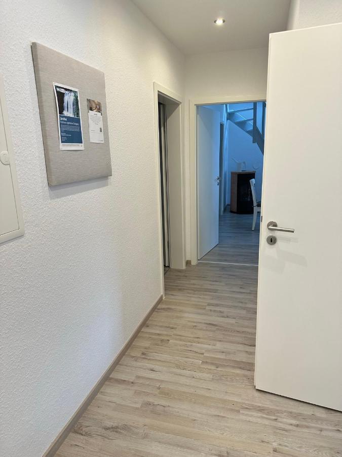 Gemuetliche Neurenovierte Dachgeschosswohnung Erfurt Esterno foto